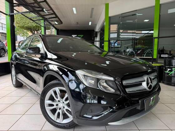 MERCEDES-BENZ GLA 200 1.6 CGI ADVANCE 16V TURBO FLEX 4P AUTOMÁTICO MERCEDES-BENZ GLA 200 1.6 CGI ADVANCE 16V TURBO FLEX 4P AUTOMÁTICO